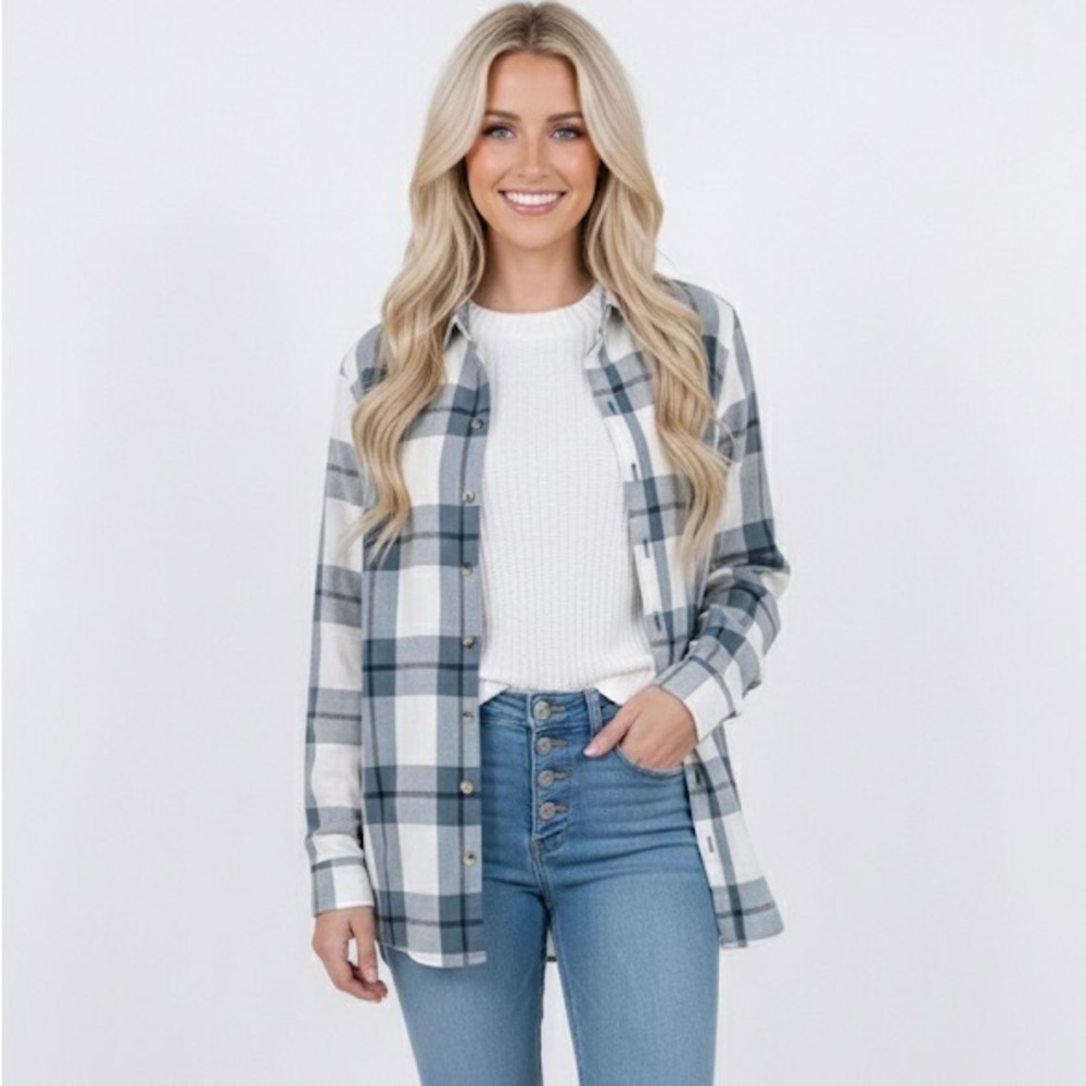 Jachs girlfriend plaid shirt button down size small with pockets